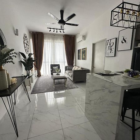 Izz'Man Homestay Level 33 Troika Kota Bahru Luaran gambar
