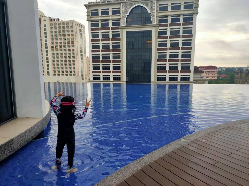 Izz'Man Homestay Level 33 Troika Kota Bahru Luaran gambar